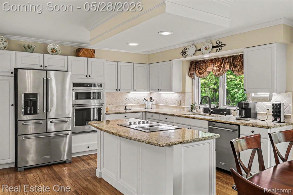 7355 Oakstone Drive, Clarkston, MI 48348 — Photo 6