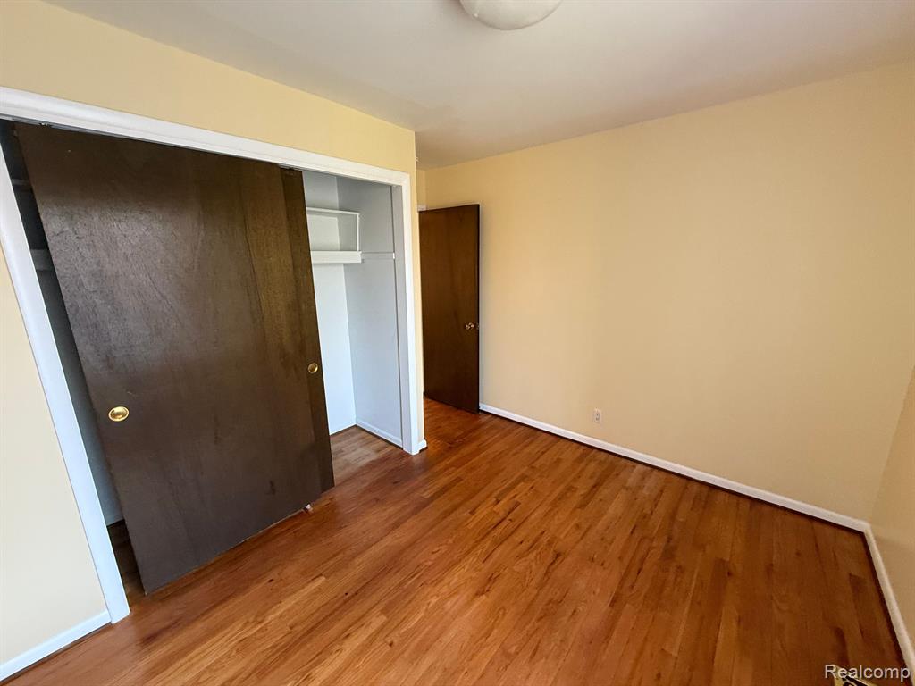 11 KIMBERLY Lane, 54, Dearborn, MI 48120 — Photo 45