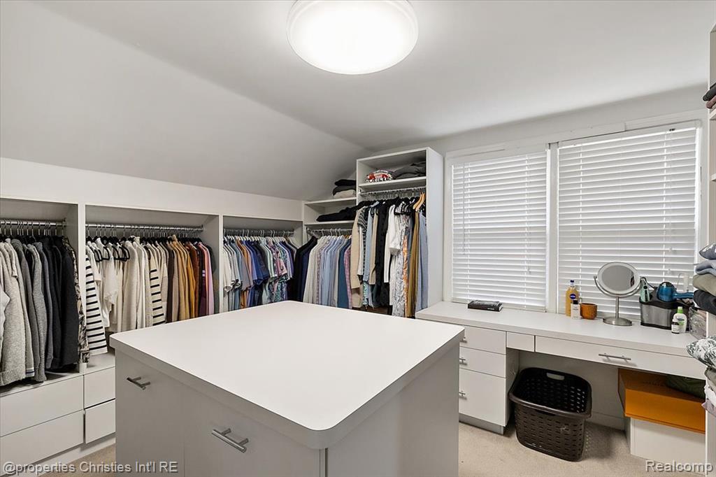 559 E Southlawn Boulevard, Birmingham, MI 48009 — Photo 24
