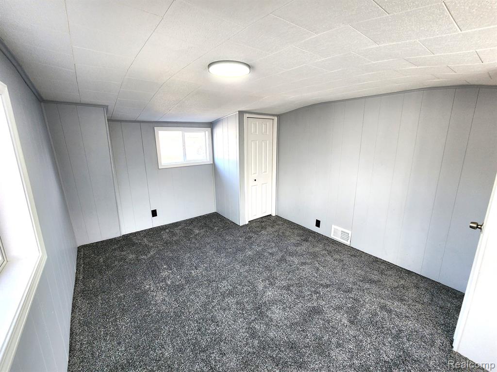 5082 CENTER Road, Grand Blanc, MI 48439 — Photo 27