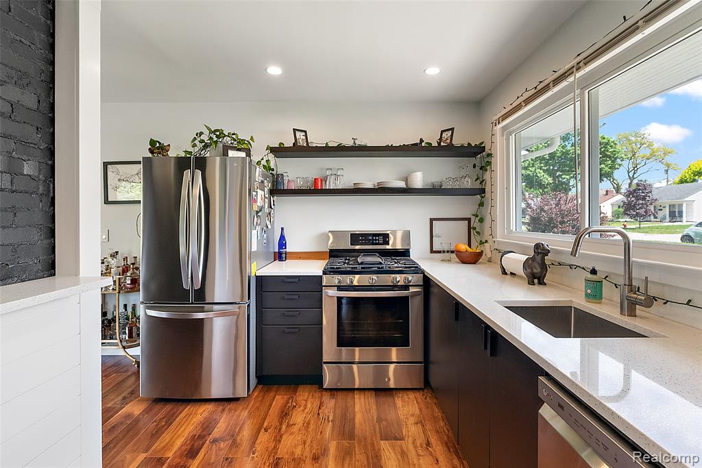 4615 Olivia Avenue, Royal Oak, MI 48073 — Photo 12