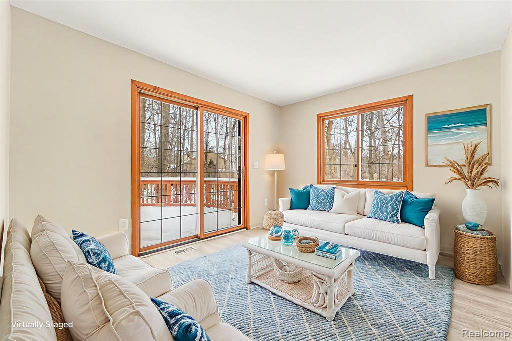 4977 Briarwood Circle, West Bloomfield, MI 48323 — Photo 12