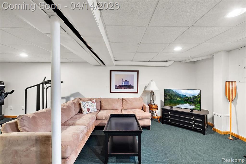 31251 Heath Court, Beverly Hills, MI 48025 — Photo 47