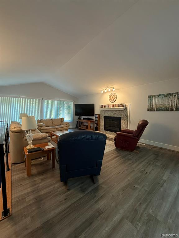 825 Rowlinson Lane, Ortonville, MI 48462 — Photo 13