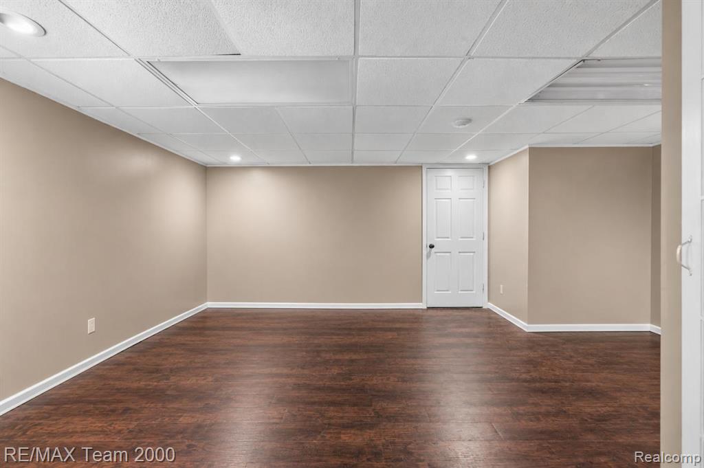 437 Light Tower Court, Belleville, MI 48111 — Photo 33