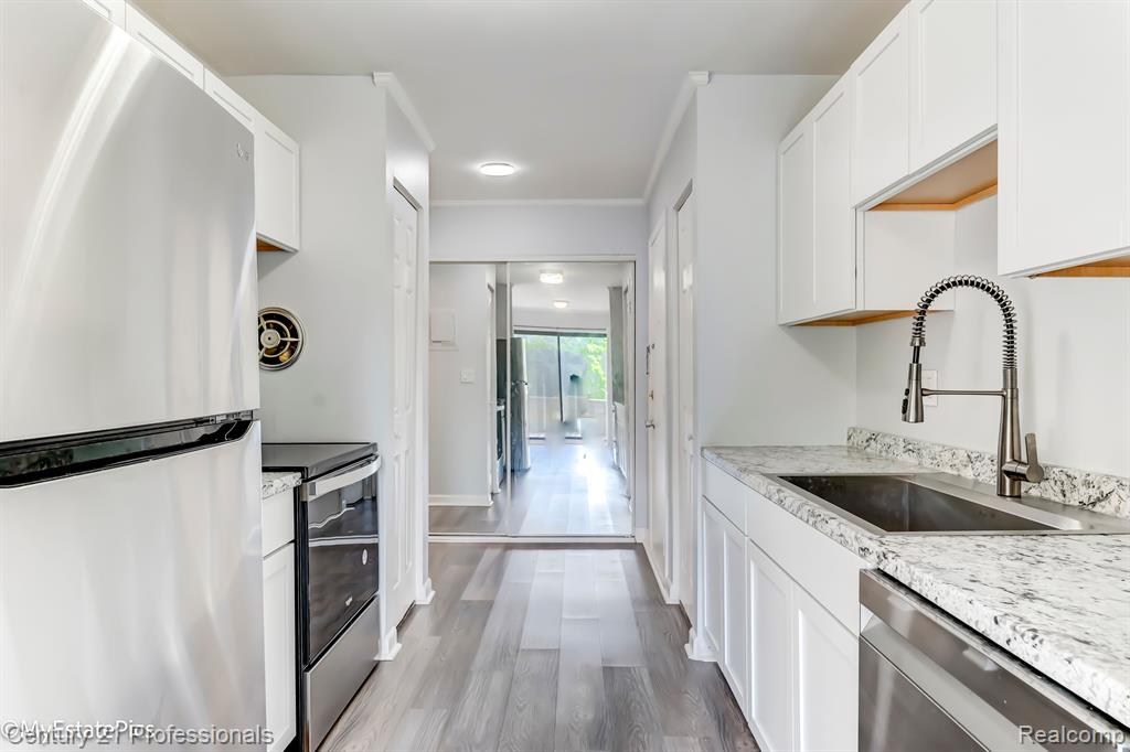 2102 PAULINE Boulevard, 102, Ann Arbor, MI 48103 — Photo 9