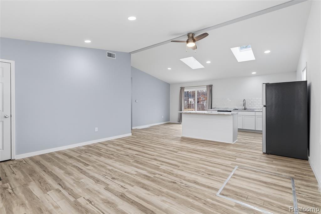 137 S Andre Street, Saginaw, MI 48602 — Photo 10