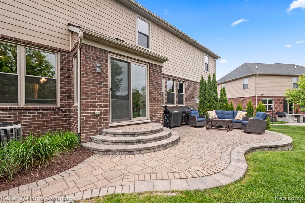 41740 Steinbeck Glen, Novi, MI 48377 — Photo 42
