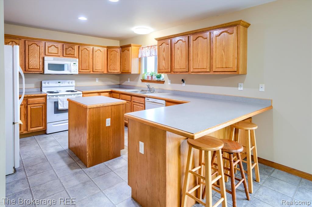 824 Janna Leigh Drive, Otter Lake, MI 48464 — Photo 18
