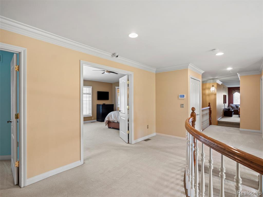 5657 Greenhill Drive, Troy, MI 48098 — Photo 36