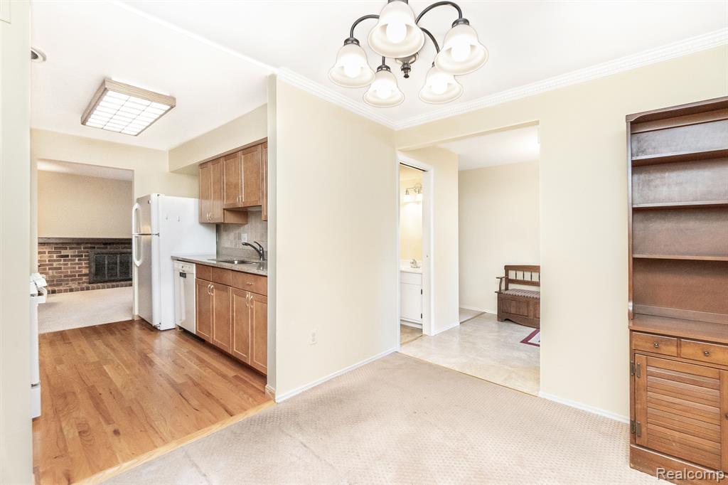 1814 WICKHAM Street, Royal Oak, MI 48073 — Photo 10