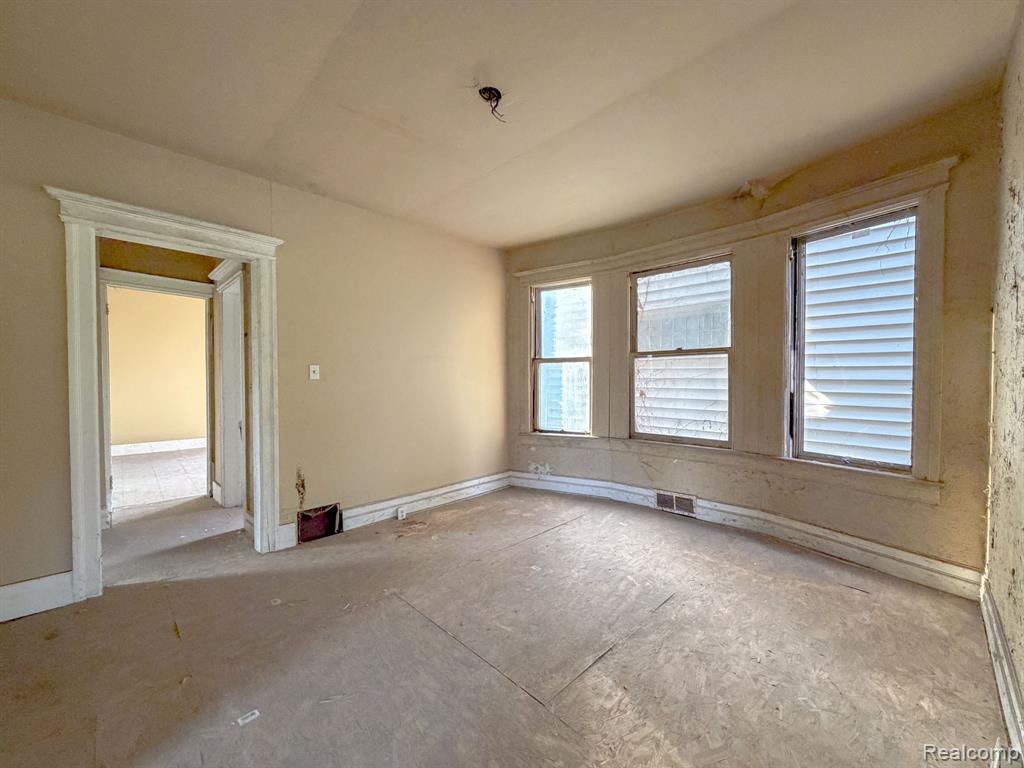 1540 Saint Clair Street, Detroit, MI 48214 — Photo 16
