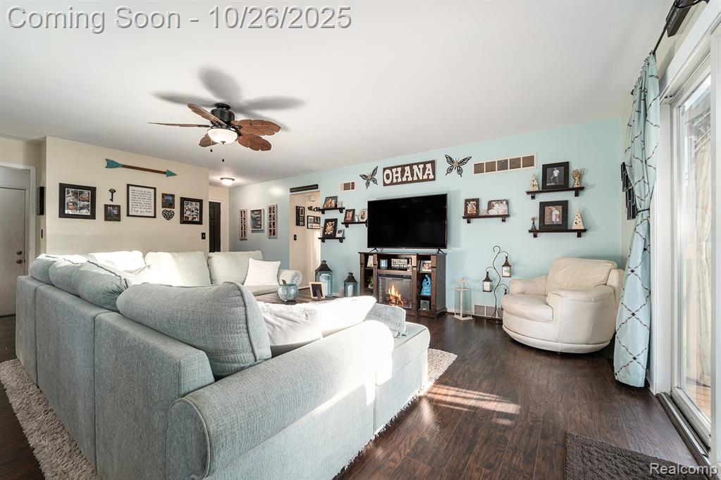 1615 Brentwood Drive, Wixom, MI 48393 — Photo 3