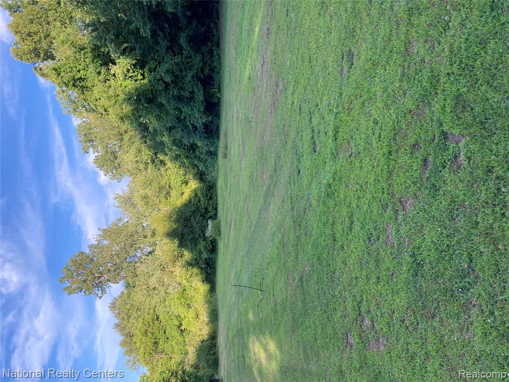 7250 Lindrath, Washington, MI — Photo 45
