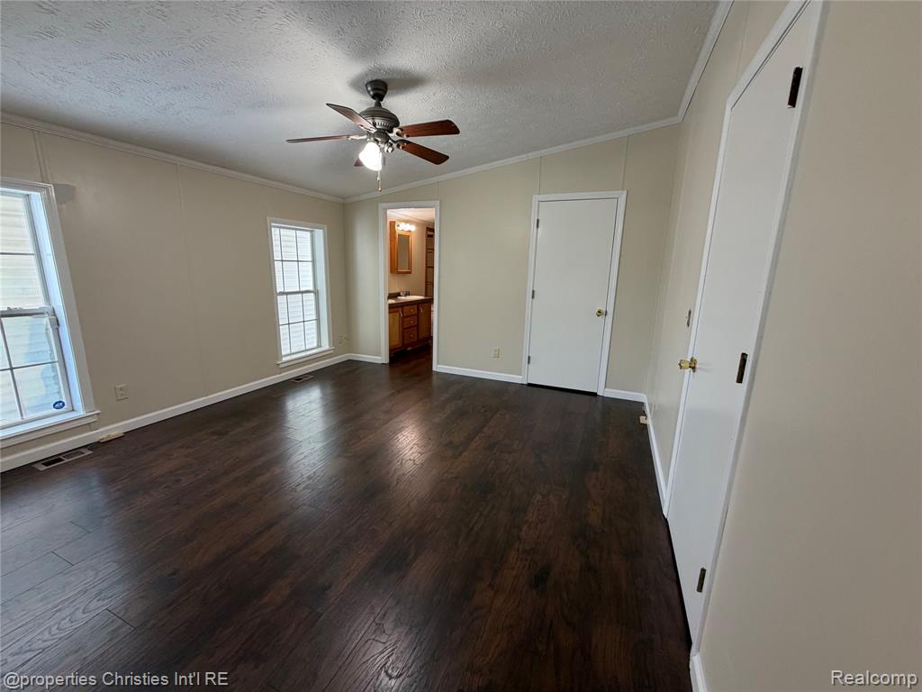 45869 Bonaventure Drive, Macomb, MI 48044 — Photo 11