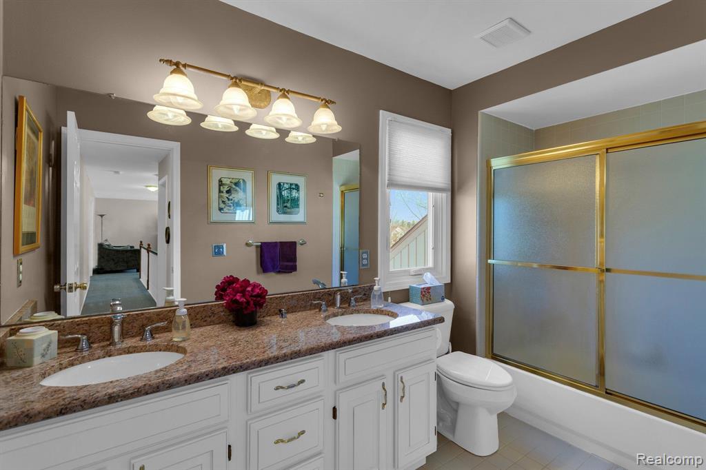 48089 Sonny Drive, Macomb, MI 48044 — Photo 28