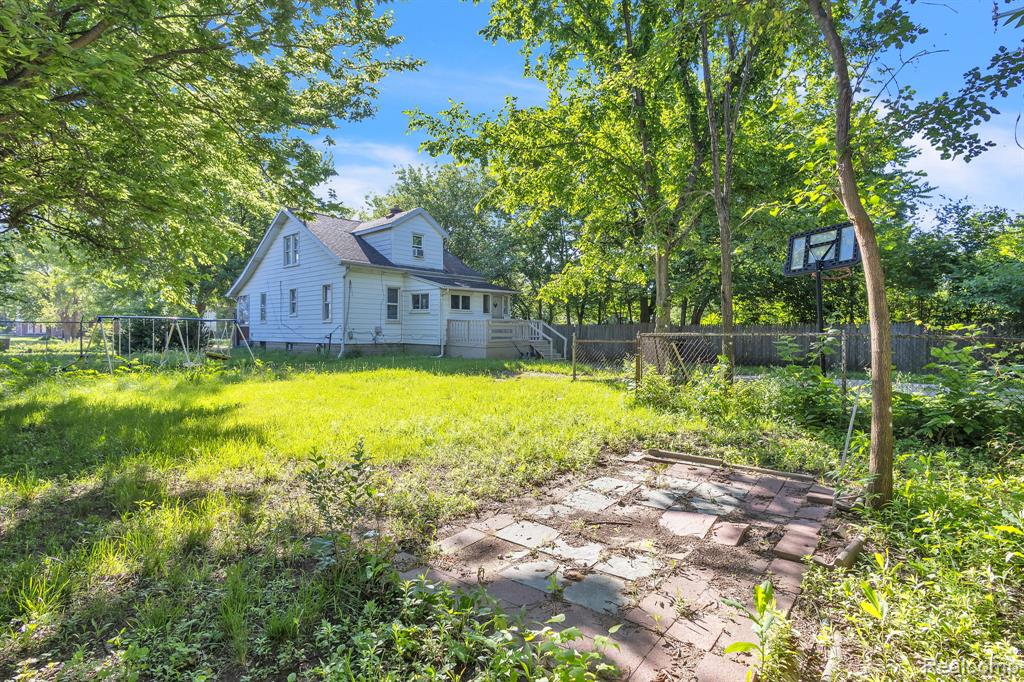 4877 Maynard Street, Detroit, MI 48215 — Photo 37