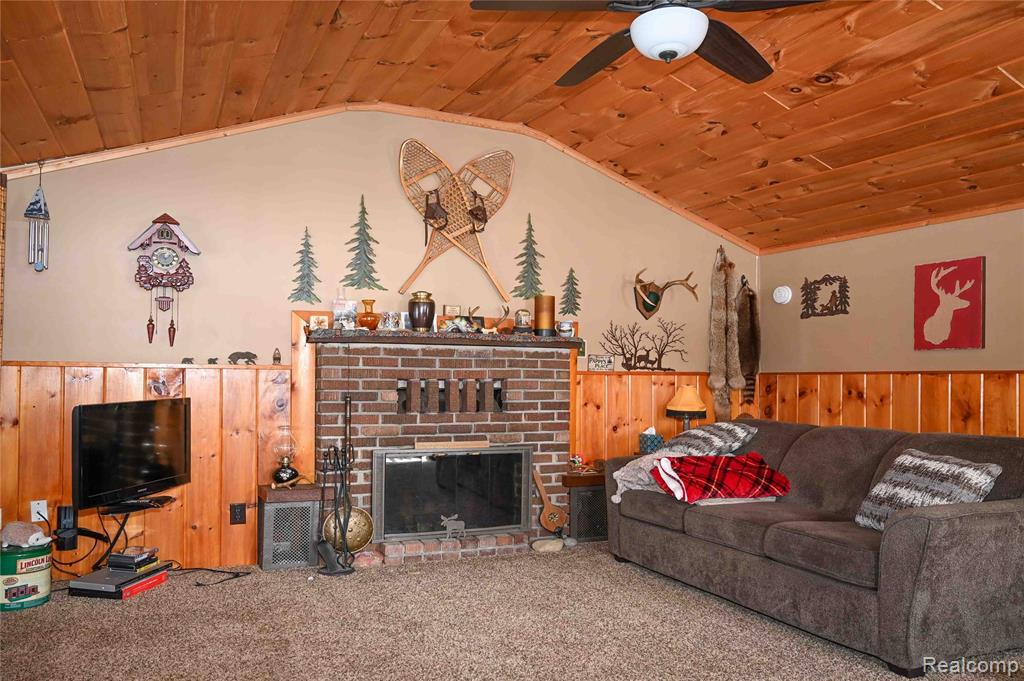 4712 Poplar Drive, Harrison, MI 48625 — Photo 36