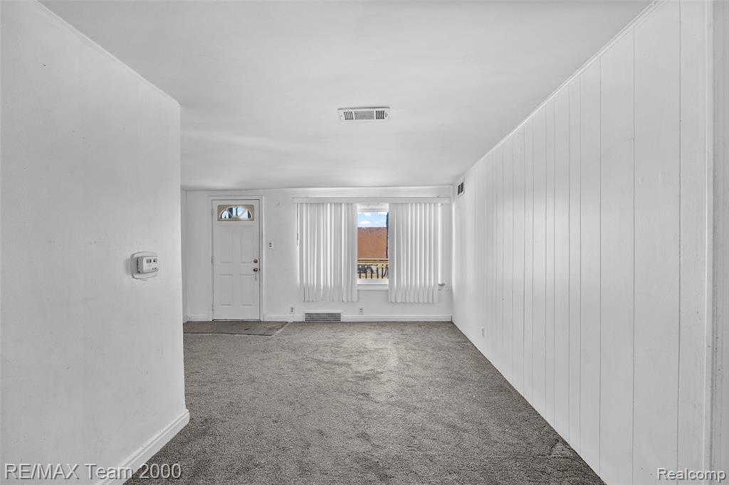 6627 Mayburn Street, Dearborn Heights, MI 48127 — Photo 11