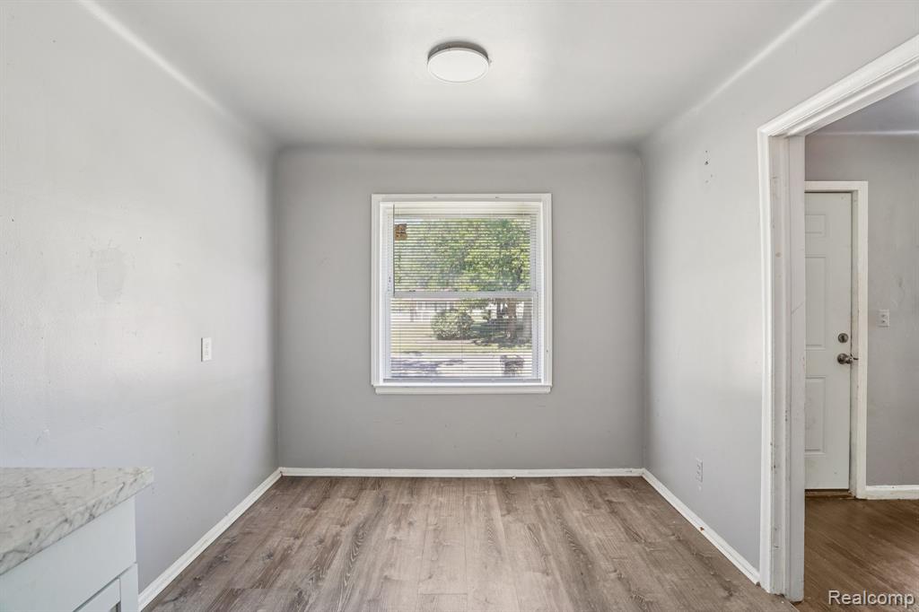 6526 Heyden Street, Detroit, MI 48228 — Photo 10