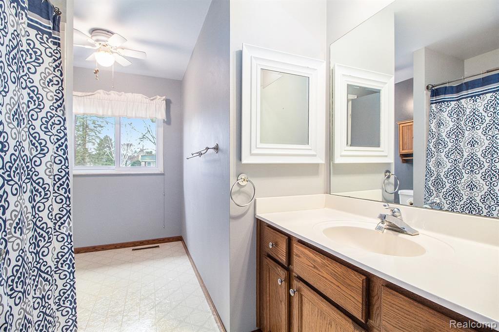 8912 MISSION Drive, Brighton, MI 48116 — Photo 8