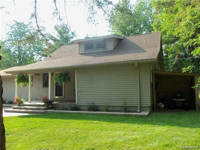 6290 Briggs Lake Drive, Brighton, MI 48116 — Photo 9