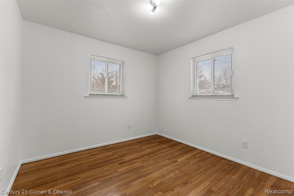 4994 Campbell Street, Dearborn Heights, MI 48125 — Photo 24