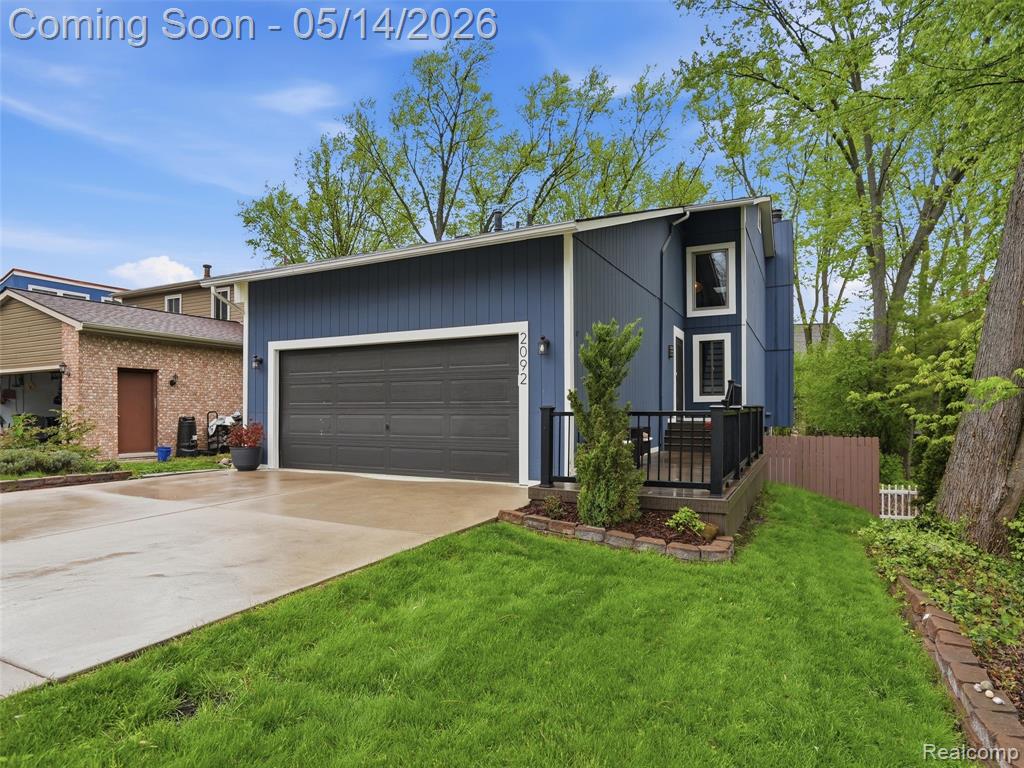 2092 Langham Drive, West Bloomfield, MI 48323 — Photo 2