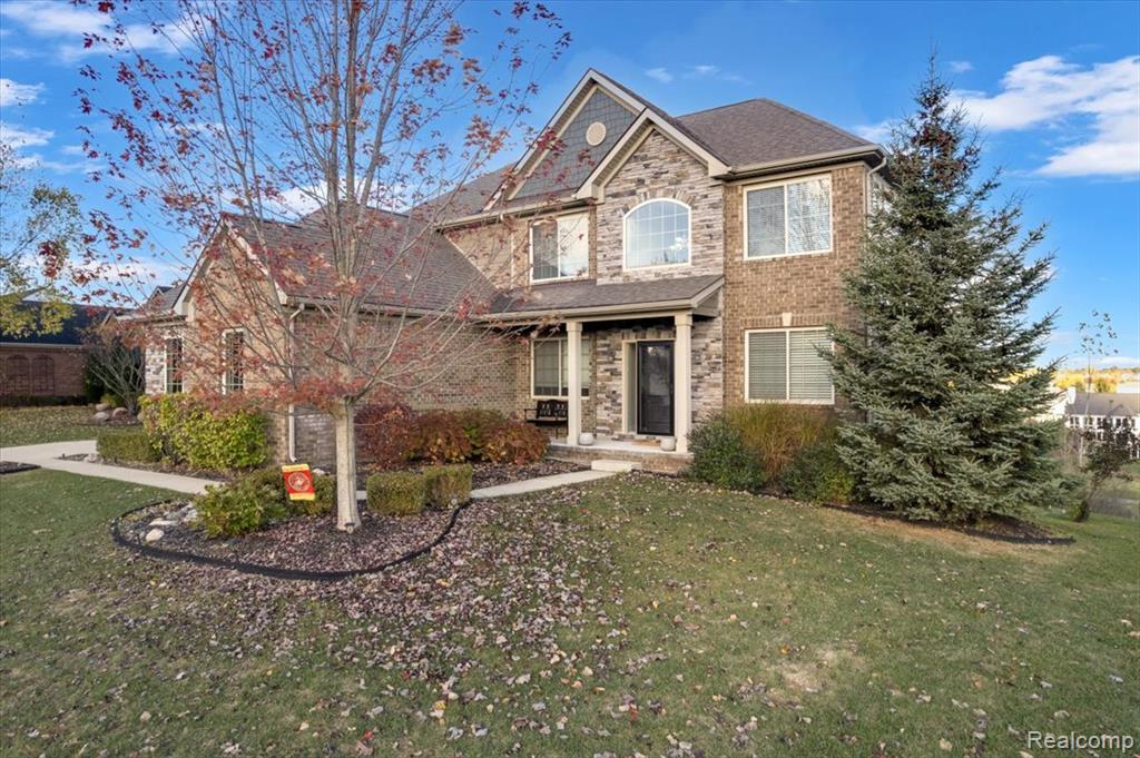496 Overlook Drive, Oxford, MI 48371 — front exterior