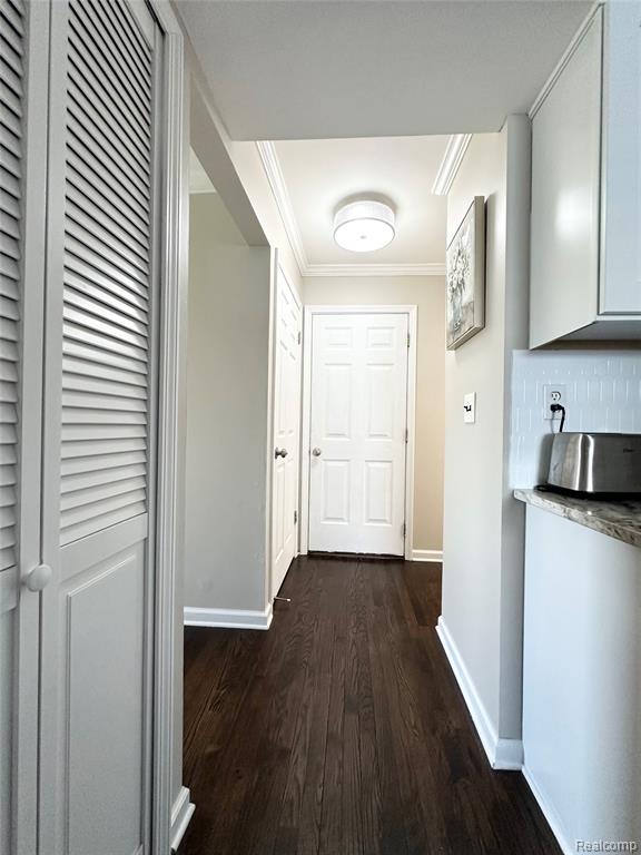 4581 Benjamin Drive, Sterling Heights, MI 48310 — Photo 12