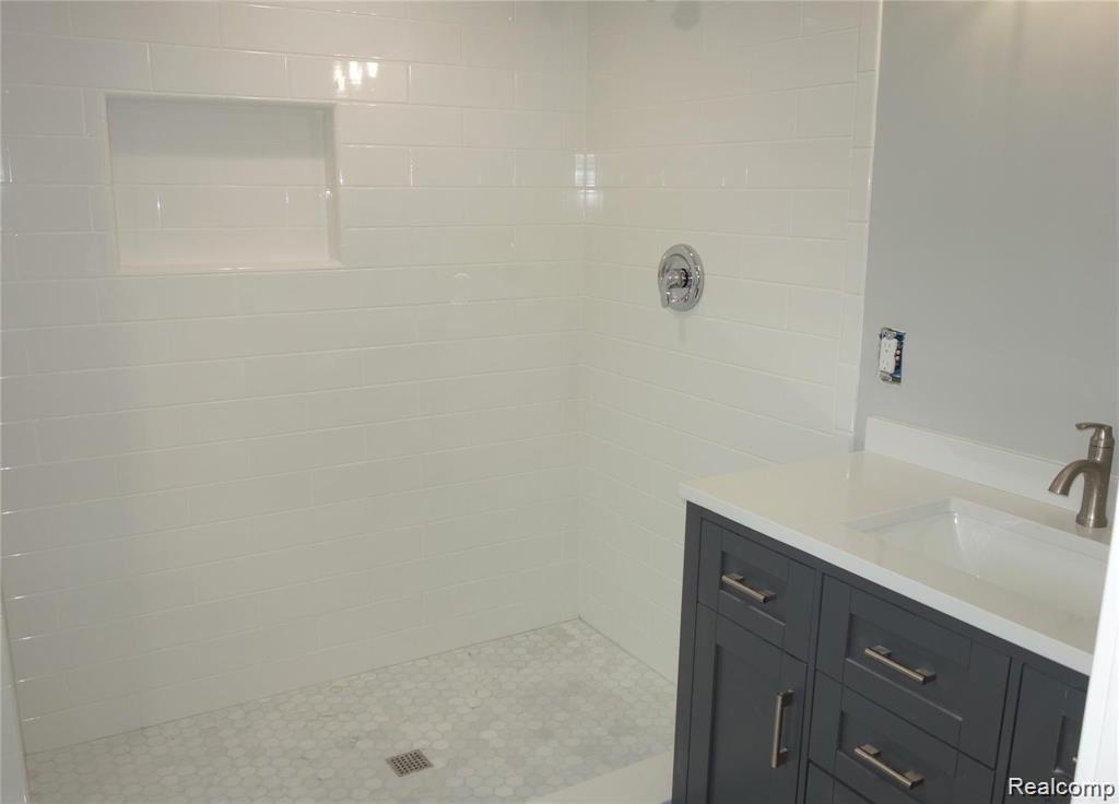 5814 RAVEN Road, Bloomfield Hills, MI — Photo 10