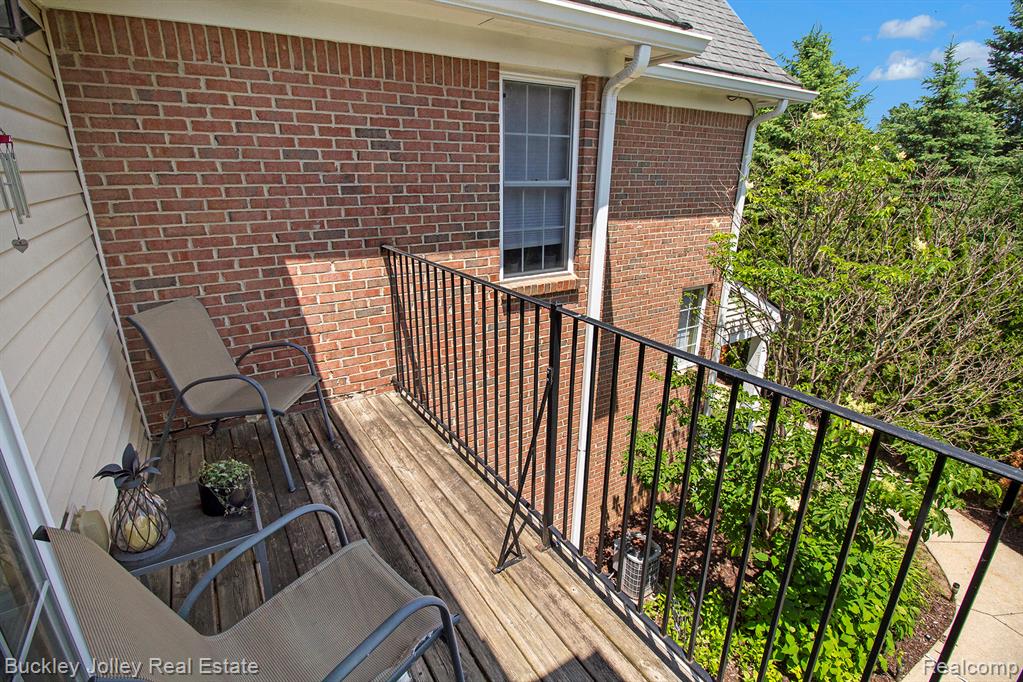 1018 Shiawassee Circle, Howell, MI 48843 — Photo 17