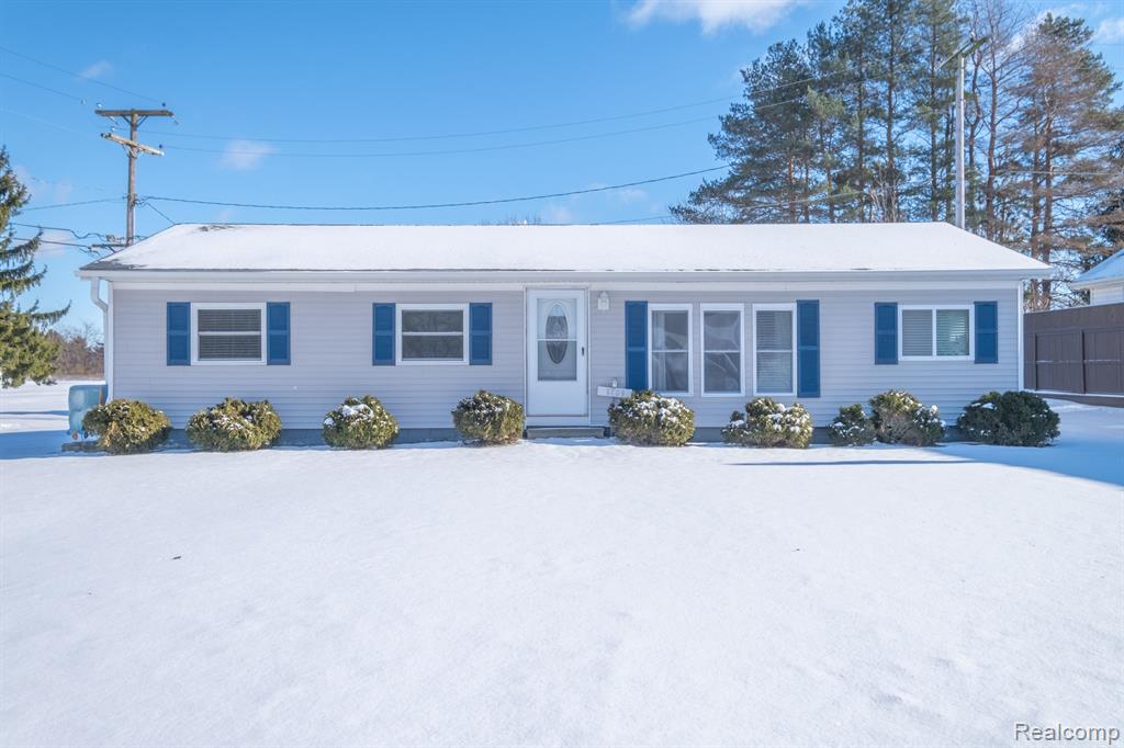6109 4TH Street, Mayville Vlg, MI 48744 — Photo 6