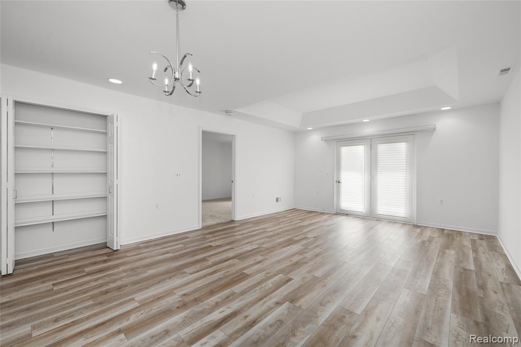 21366 Mulberry Court, Farmington Hills, MI 48336 — Photo 5