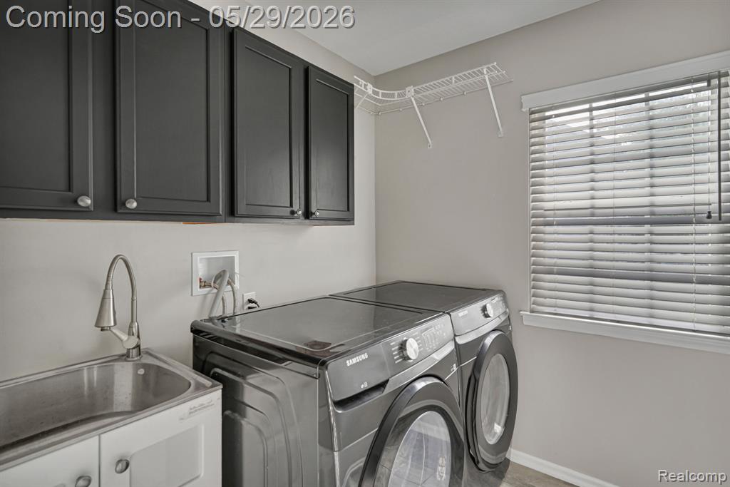 5729 Woodfield Parkway, Grand Blanc, MI 48439 — Photo 43