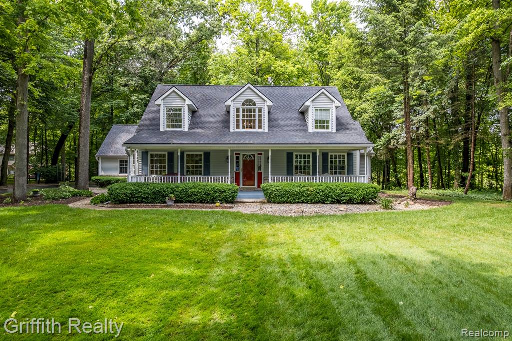 8123 Baypointe Drive, Brighton, MI 48114 — Photo 41