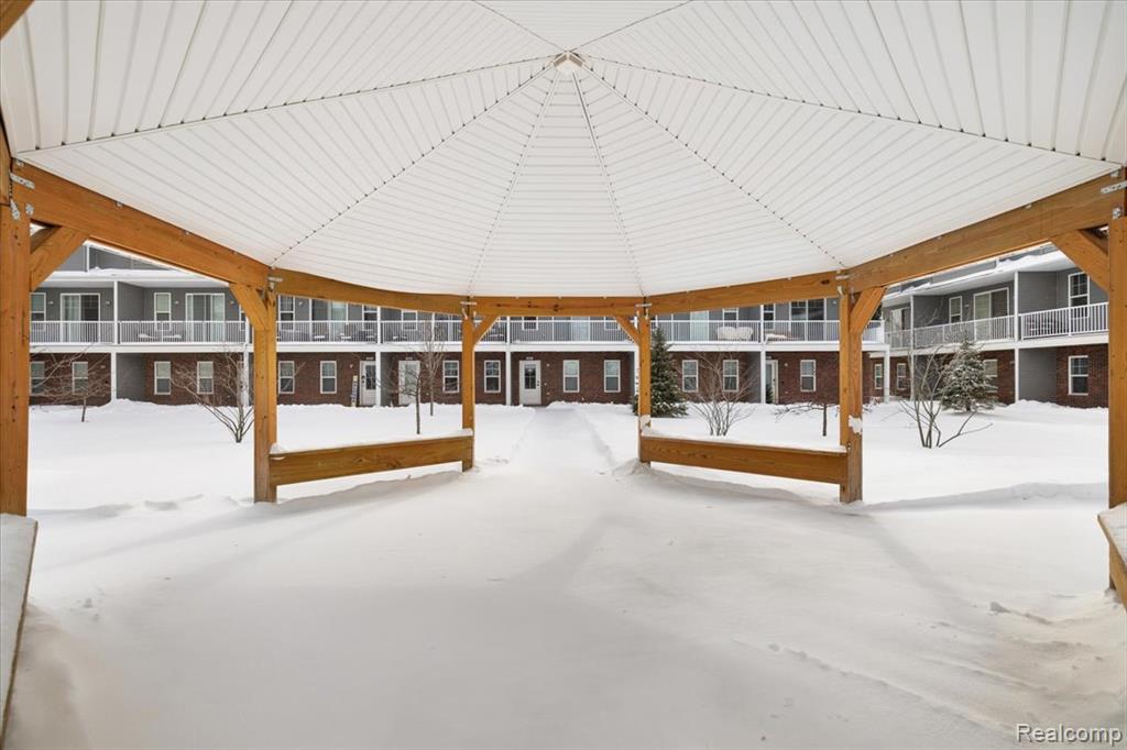 3951 Trailwaycommons Circle, Auburn Hills, MI 48326 — Photo 3