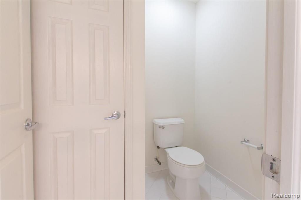 44874 Lafayette Dr., Novi, MI — Photo 30