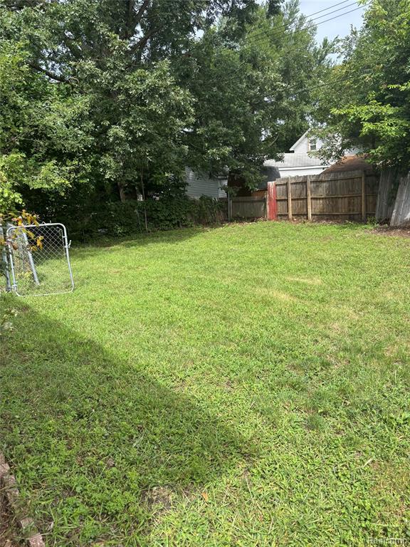 509 S Dewitt Street, Bay City, MI 48706 — Photo 17
