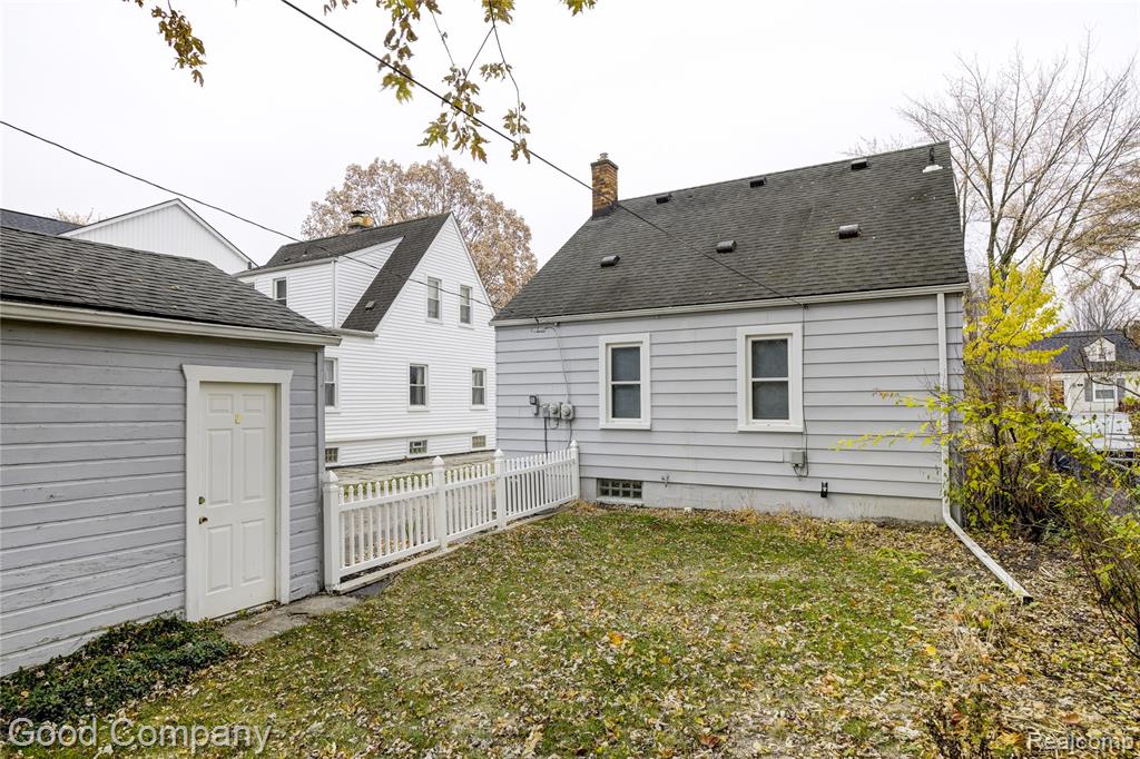 960 Columbia Road, Berkley, MI 48072 — Photo 45