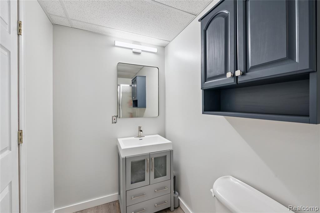 493 Cloverview Lane, Howell, MI 48843 — Photo 40