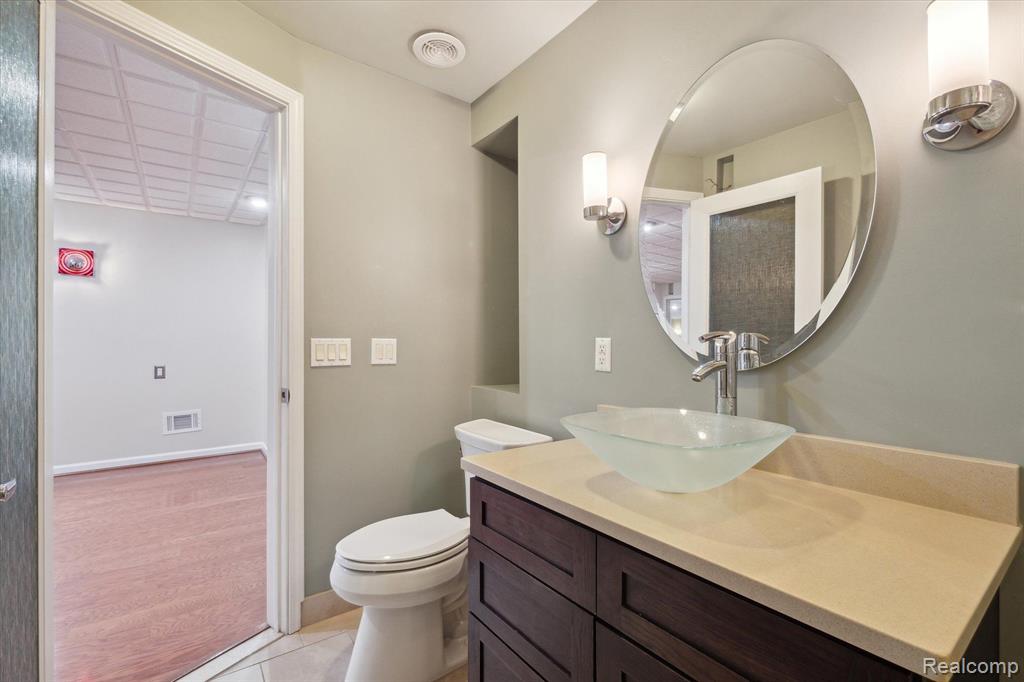 4305 ARETHA Avenue, Detroit, MI 48201 — Photo 41