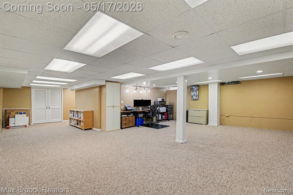 2004 Bootmaker Lane, Bloomfield Hills, MI 48304 — Photo 21