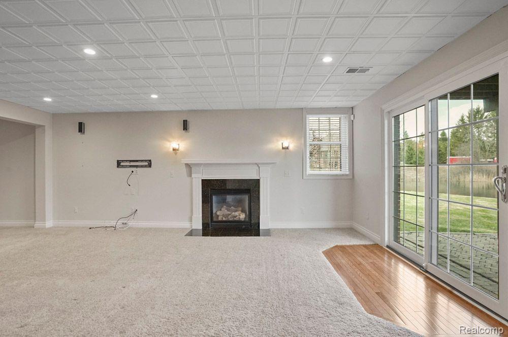 71 BURNIAH Lane, Lake Orion, MI 48362 — Photo 31