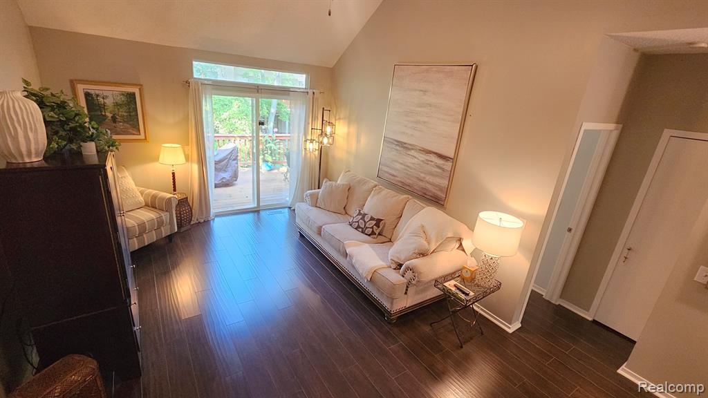 41778 WEBSTER Court, Novi, MI 48377 — Photo 20