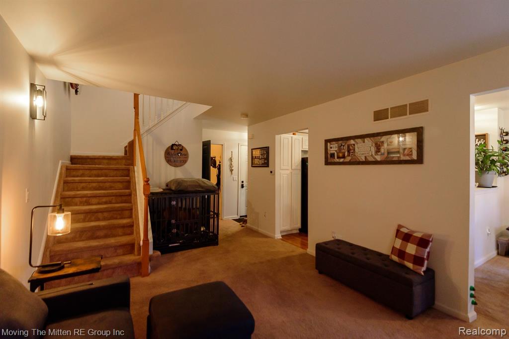 8927 ARCADIA, Van Buren, MI 48111 — Photo 6