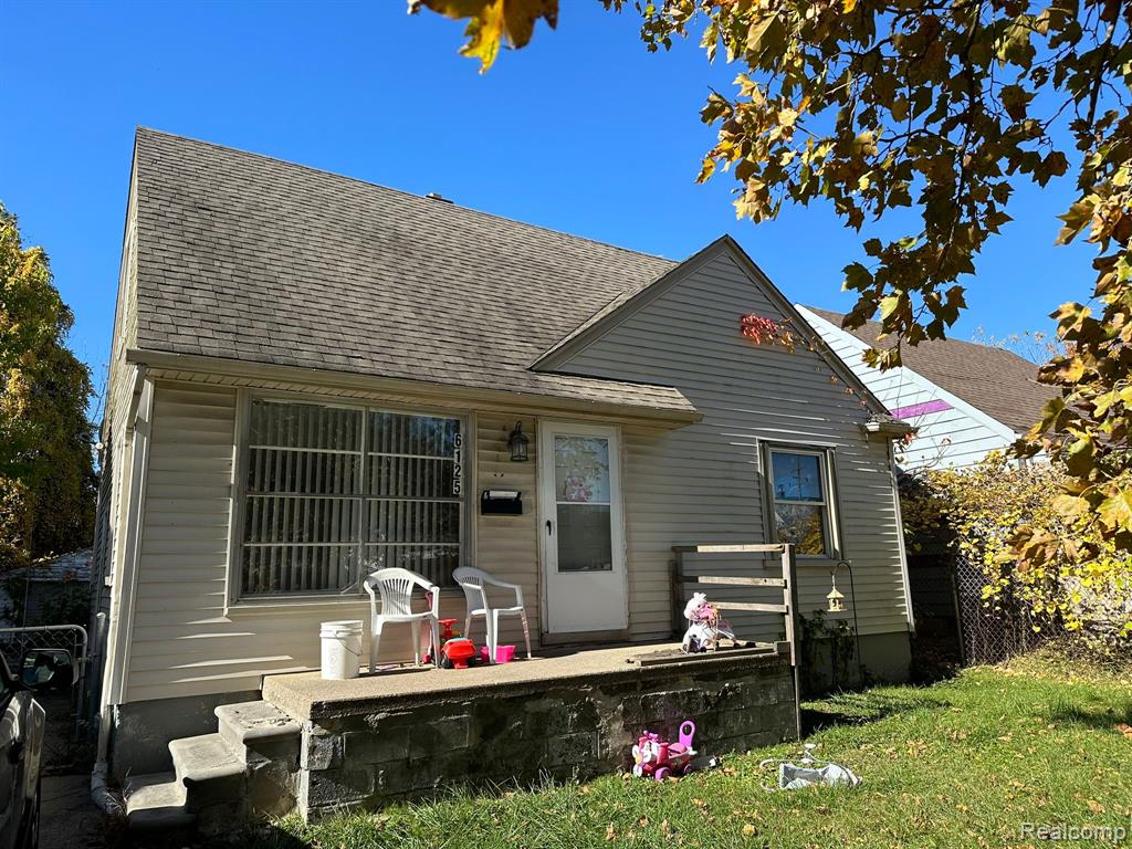 6125 ROSEMONT Avenue, Detroit, MI 48228 — Photo 2