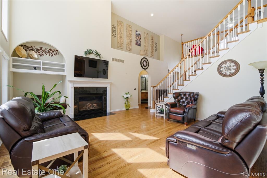 10152 Rosemarie Run, Brighton, MI 48114 — Photo 7