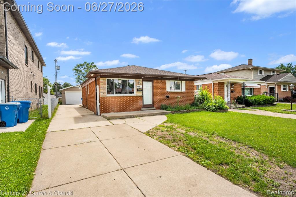 6042 Highview Street, Dearborn Heights, MI 48127 — front exterior