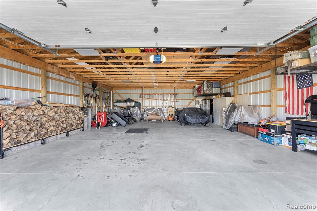 13498 Exeter Road, Carleton, MI 48117 — Photo 44